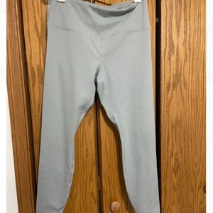 Grey athletic leggings